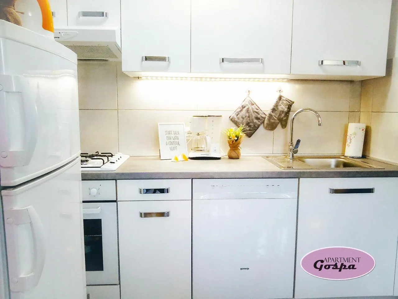 Apartment Gospa Pula 0*,  Croatia